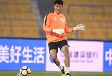 意外！不是王大雷也(yě)不是于金永，他是唯(wéi)一入(rù)围金手套奖的鲁能(néng)門(mén)将