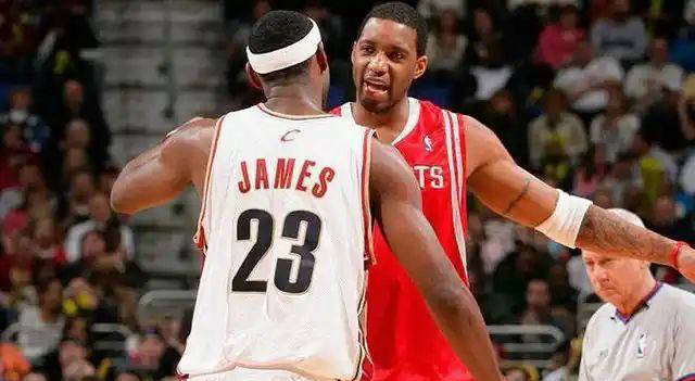 麦迪(dí)稱(chēng)詹(zhān)姆(mǔ)斯若早(zǎo)期实践三角進(jìn)攻，或成历史最(zuì)佳(jiā)球員(yuán)