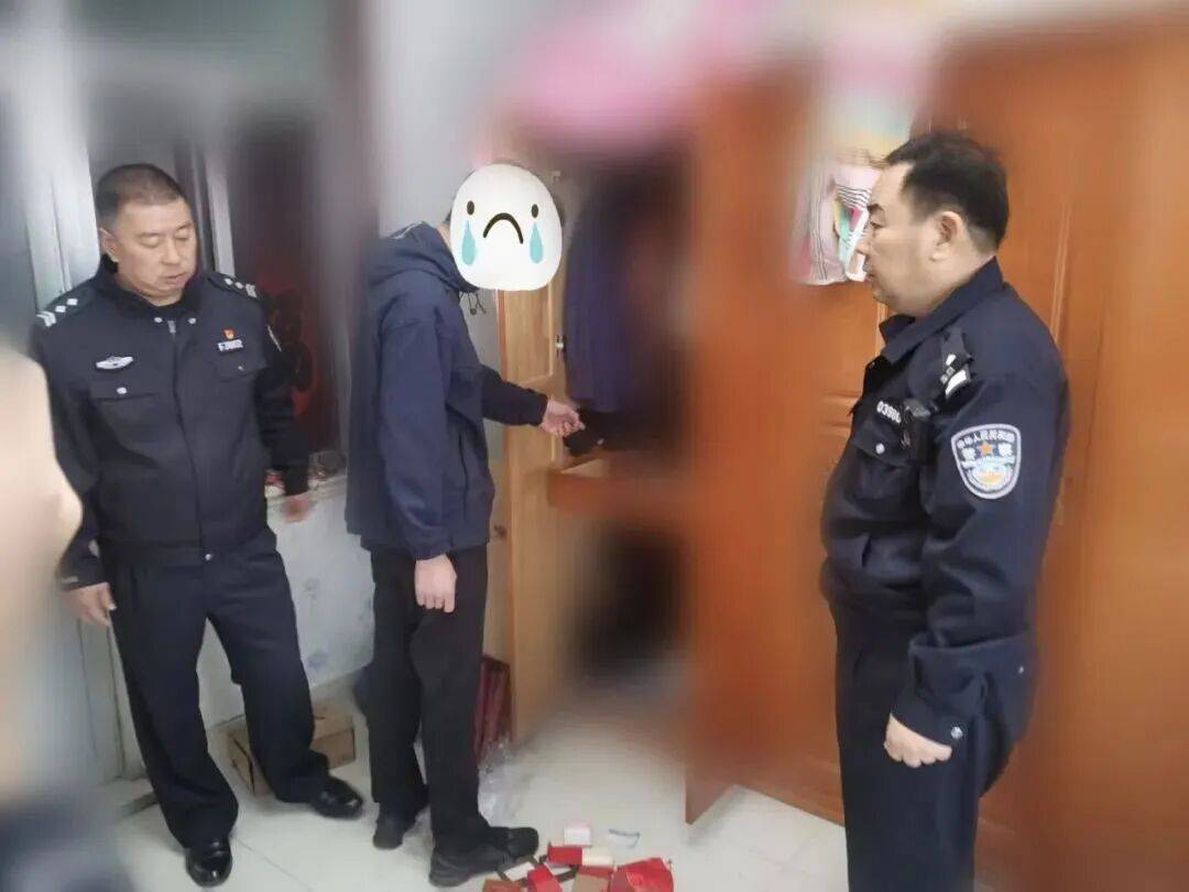 狠人(rén)！偷了自己家，再偷朋友家！警方提醒