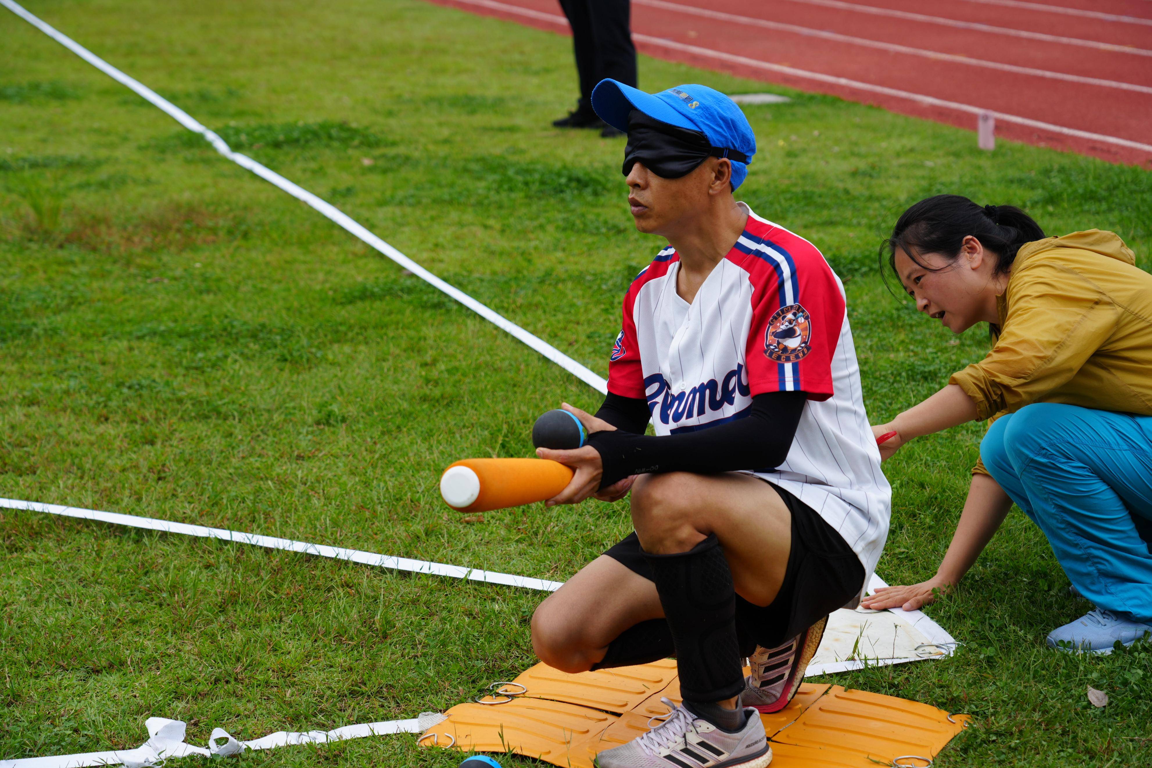 心有光(guāng)明：成都(dōu)三名盲人(rén)棒球手(shǒu)的热爱与生活｜国際(jì)残疾人(rén)日