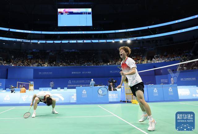 全运会｜刘陽(yáng)/刘毅晋级羽(yǔ)毛球男双决赛