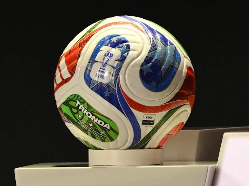 国际足联確(què)认：2026年(nián)世界杯引进NFL规则，上(shàng)下半场变四节制