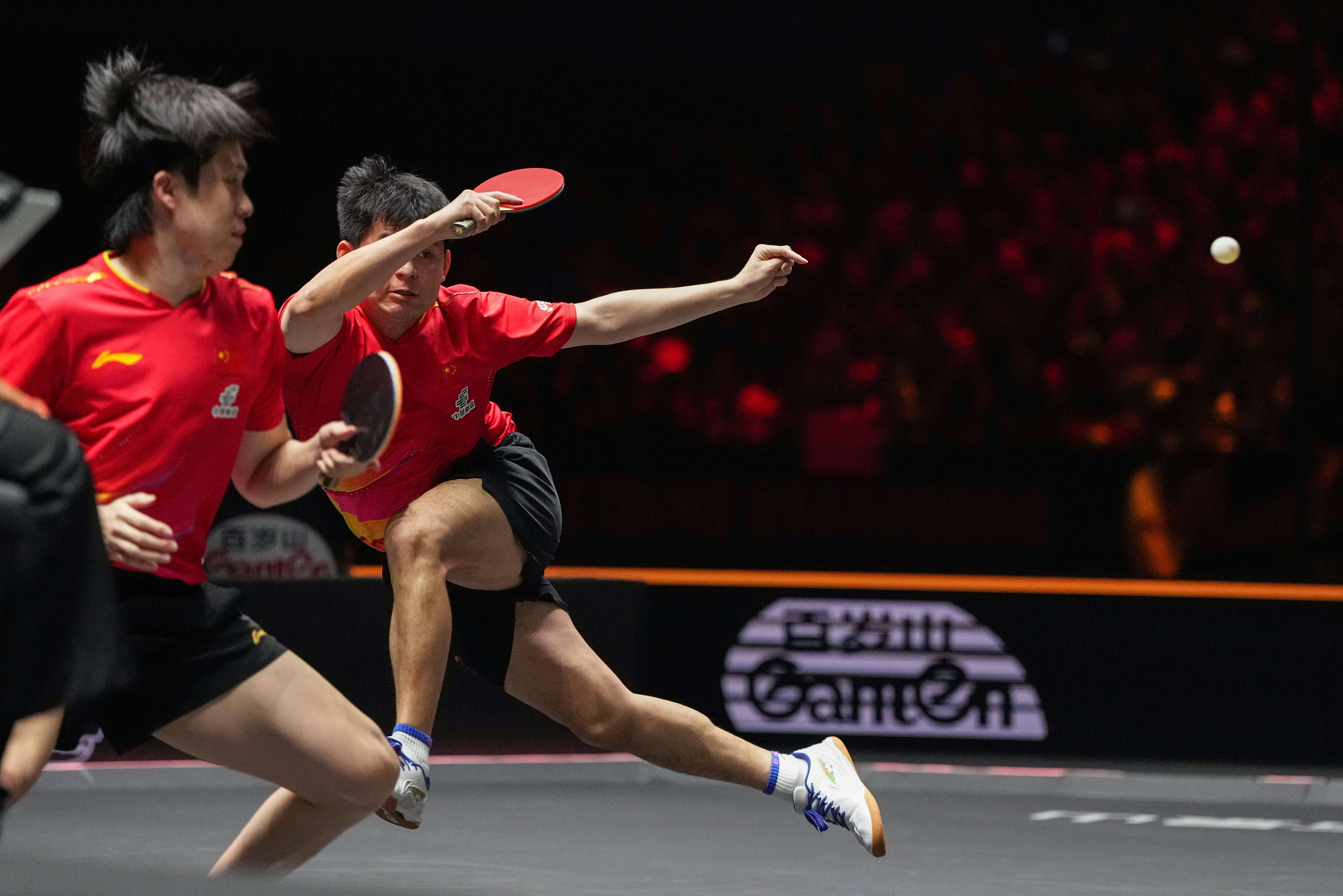 （体育）乒乓球——WTT中國(guó)大(dà)满贯赛：王楚(chǔ)钦/林诗栋晋级男双决赛
