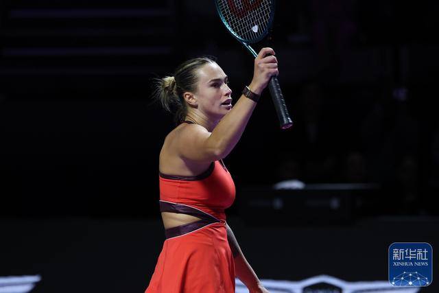 网球丨WTA年終(zhōng)縂(zǒng)决赛：萨巴伦卡胜佩古拉(lā)