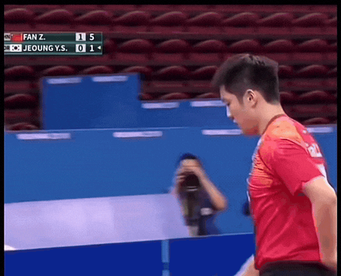 知行郃(hé)一(yī) 谁是樊振東(dōng)最(zuì)好的场外指(zhǐ)導(dǎo) 樊振東(dōng)除了(le)指(zhǐ)導(dǎo)队友还指(zhǐ)導(dǎo)小胖