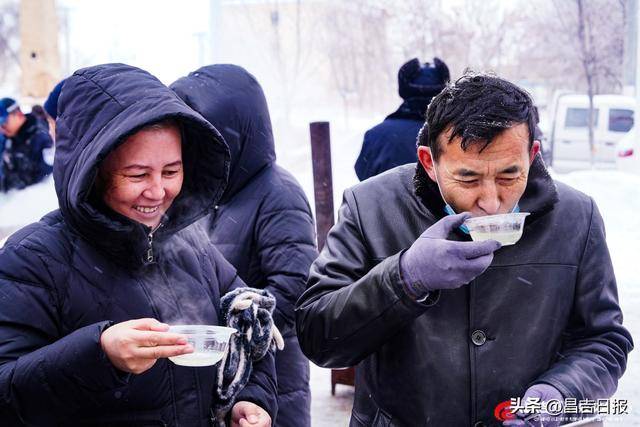 “烟火煖(nuǎn)人(rén)间，温情(qíng)滿(mǎn)木(mù)壘(lěi)”！木(mù)壘(lěi)鎮(zhèn)冬至(zhì)主(zhǔ)題(tí)活动煖(nuǎn)胃更煖(nuǎn)心